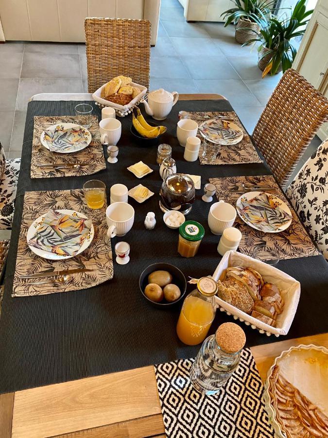 Aux 2 Girouettes Bed & Breakfast Merville  Luaran gambar
